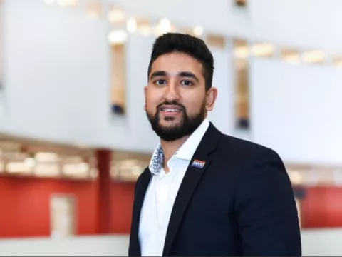 Headshot of Hatim Abdulhussein