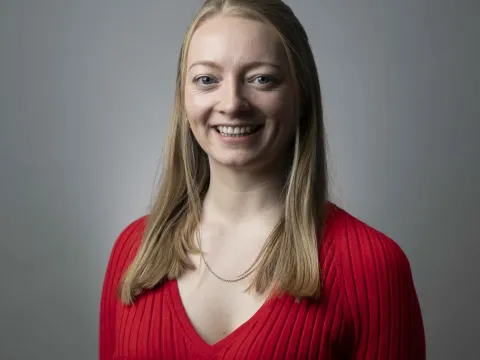Headshot of Lucinda Allen