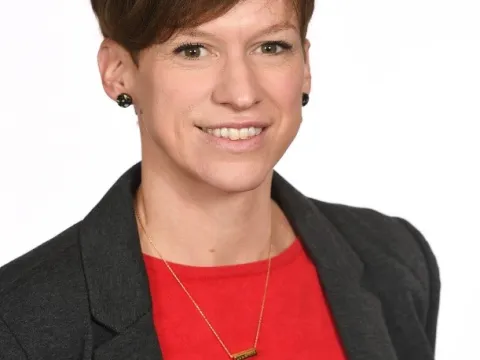 Sally Cartwright headshot